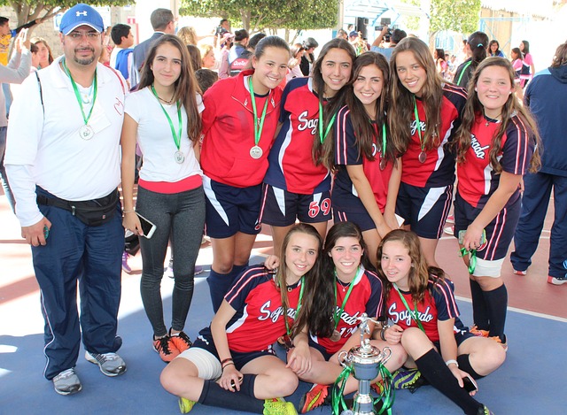 背后隐藏着 背后隐藏着